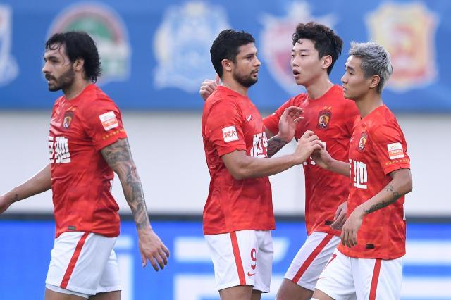 关于强强对话,众多夺冠热门实力暴露,积分争夺激烈的信息 关于强强对话,众多夺冠热门实力暴露,积分争夺激烈的信息