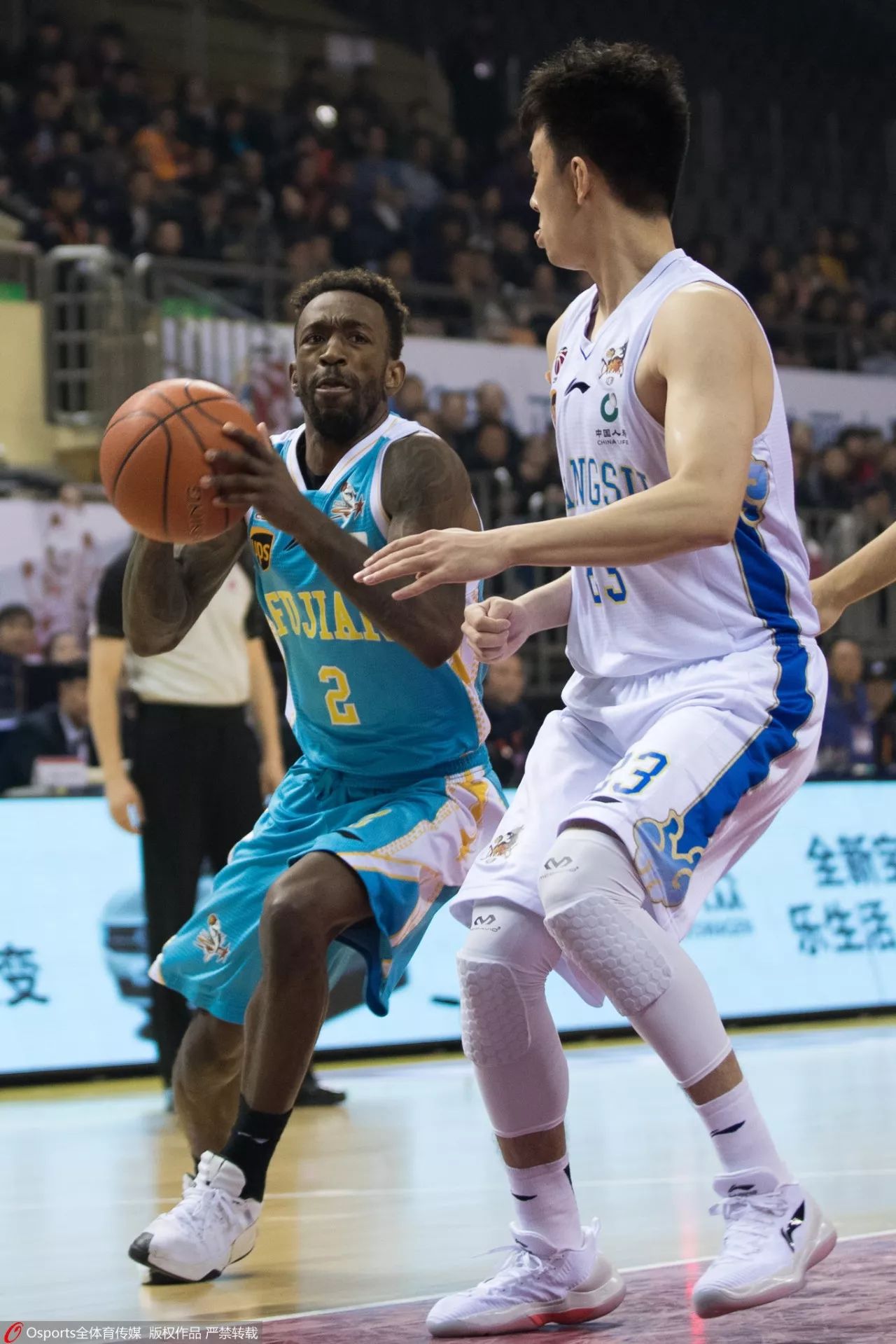 瓦伦西亚客场告负,晋级之路漫长(瓦伦西亚比赛) 瓦伦西亚客场告负,晋级之路漫长(瓦伦西亚比赛)